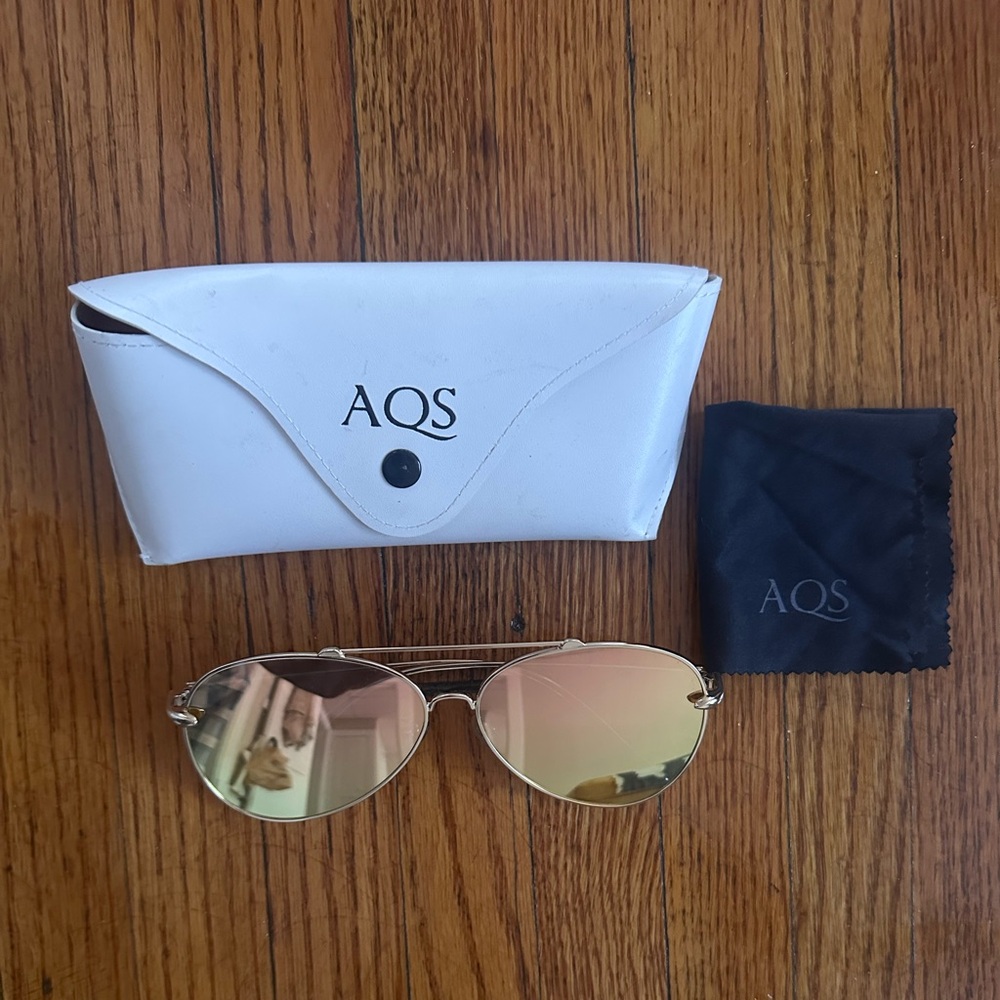 AQS Tommie Oversized Aviator Sunglasses